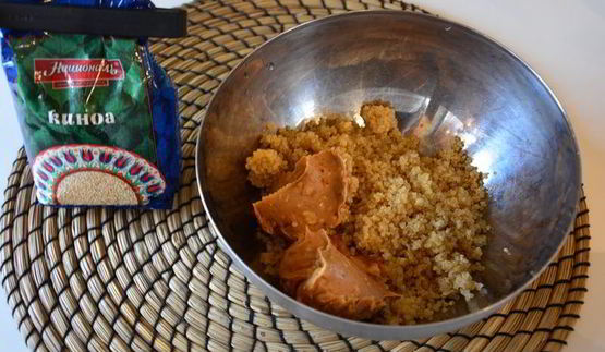 конфеты из киноа с арахисовой пастой