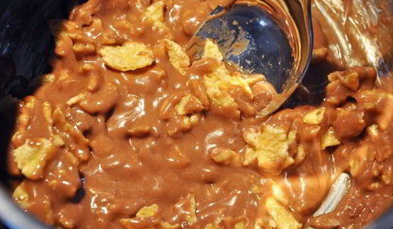 конфеты из шоколадных батончиков c кукурузными хлопьями