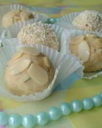 Конфеты с белым шоколадом и миндалем