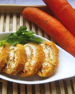 Морковные рулетики с творожным кремом