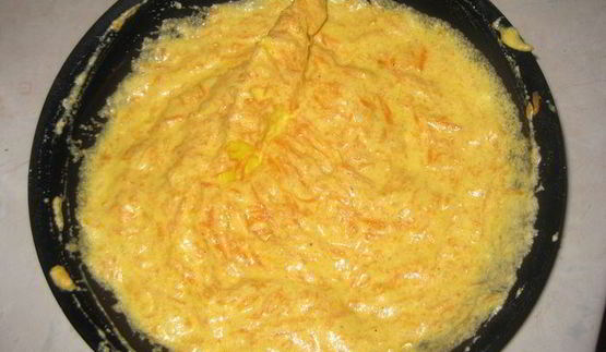 морковные рулетики с творожным кремом