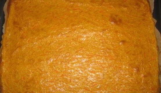 морковные рулетики с творожным кремом