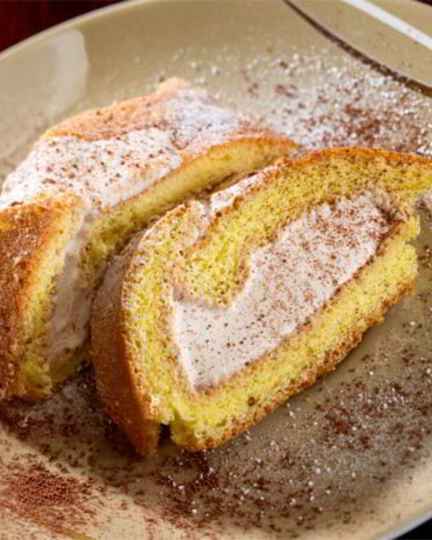 Рецепт рулета с крем-брюле