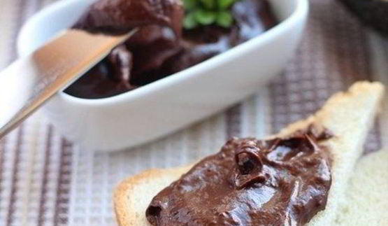 шоколадный пудинг из банана и авокадо