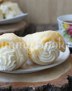 Слоеные трубочки с кремом