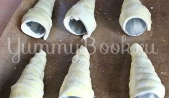 слоеные трубочки с кремом