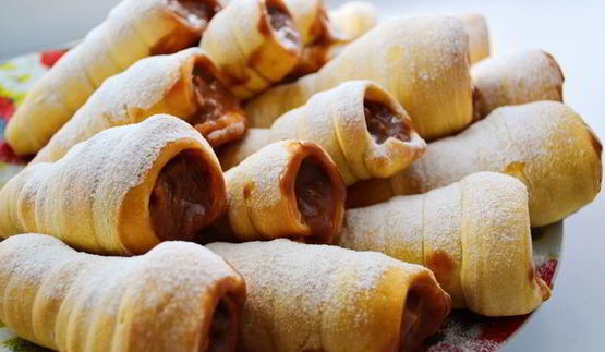 слоеные трубочки с заварным шоколадно-яблочным кремом