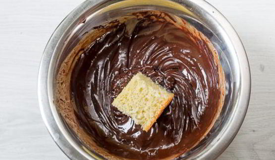 лемингтон — австралийский бисквитный десерт