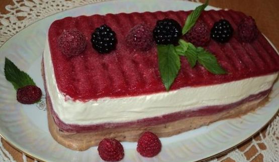 малиново-шоколадный семифредо