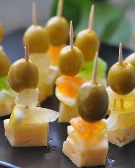 Рецепт закуска на шпажках с мармеладом