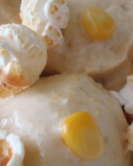 Рецепт кукурузного мороженого с попкорном и хлопьями