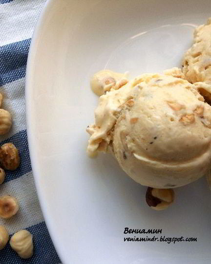 Рецепт медового мороженого с фундуком