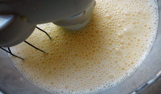 медовое мороженое с фундуком