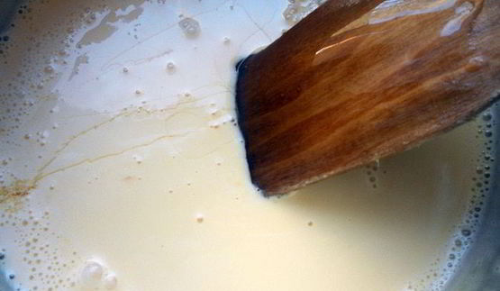 медовое мороженое с фундуком