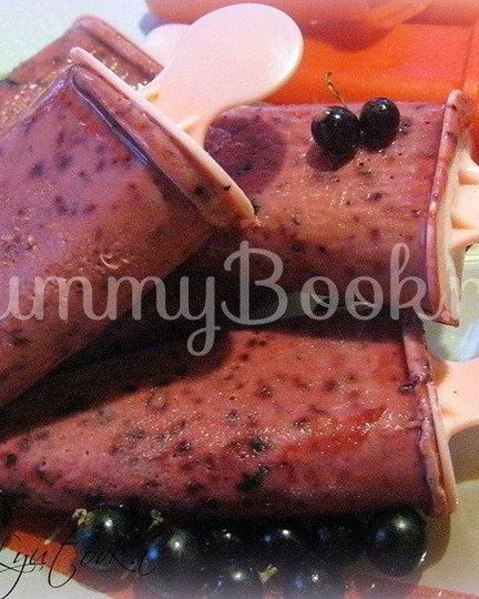 Рецепт мороженого из черной смородины со сливками