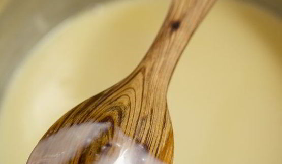 мороженое с черной смородиной