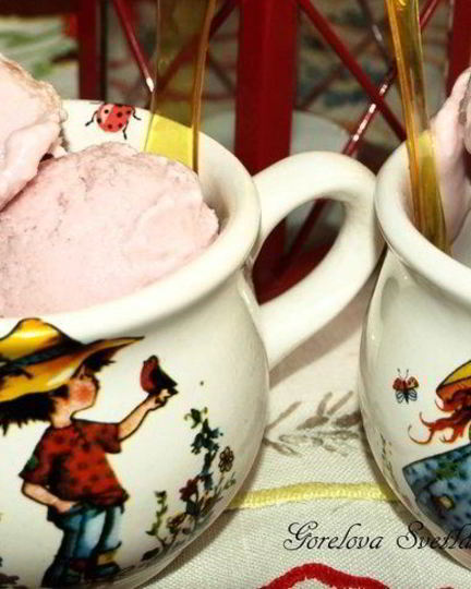 Рецепт вишневого творожно-йогуртового мороженого