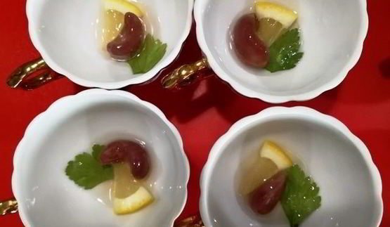 мусс из тунца и рикотты с чипсами из тортильи