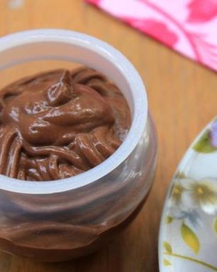 Шоколадный мусс из авокадо