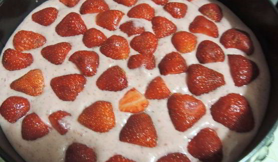 торт-мусс клубника в шоколаде