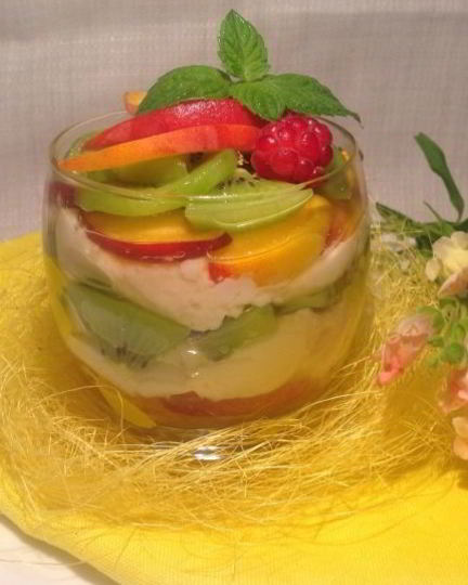 Рецепт творожного мусса с персиками и киви