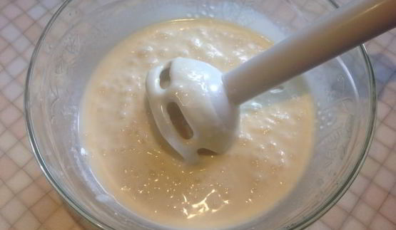 творожный мусс с персиками и киви