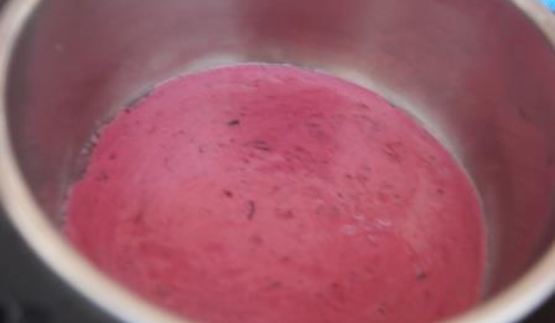 воздушный мусс из черной смородины