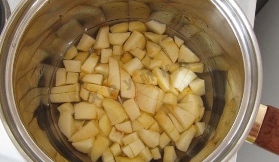 яблочный мусс на манной крупе