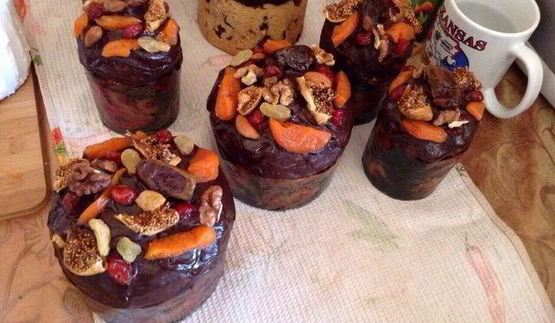 фруктовый кулич пасхальный шоколадный