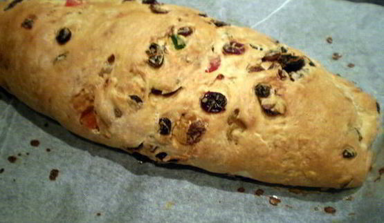 паасброд — нидерландский пасхальный хлеб