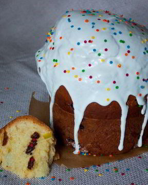 Пасхальный шафрановый кулич