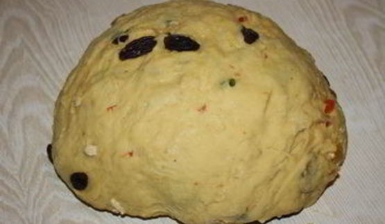 пасхальный шафрановый кулич