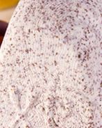 Пасхальные куличи, творожная пасха с тертым шоколадом и крашеные яйца