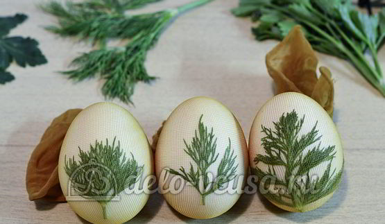 пасхальные яйца с листочками