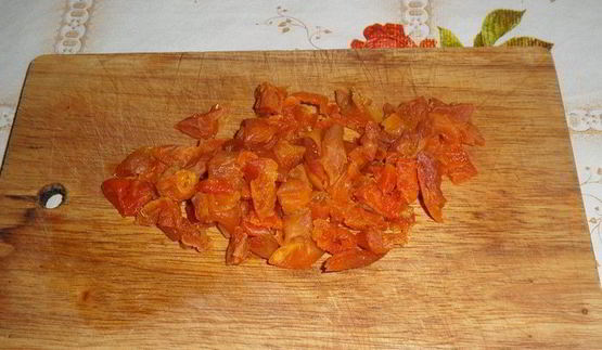 ванильный кулич с сухофруктами