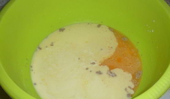 ванильный кулич с сухофруктами