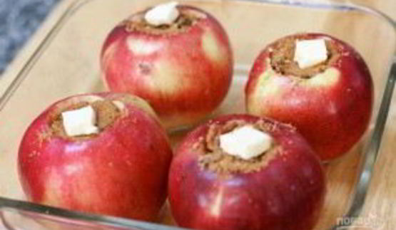 печеные яблоки в духовке