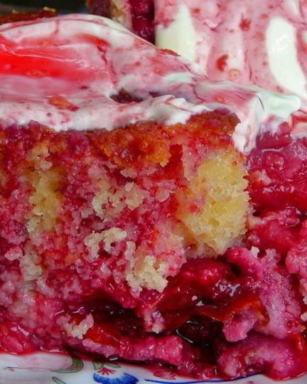 Рецепт пудинга евы из садовых фруктов со сливками