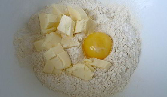 пудинг с яблоками тоффи