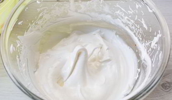 шоколадные макарон с ромовым ганашем