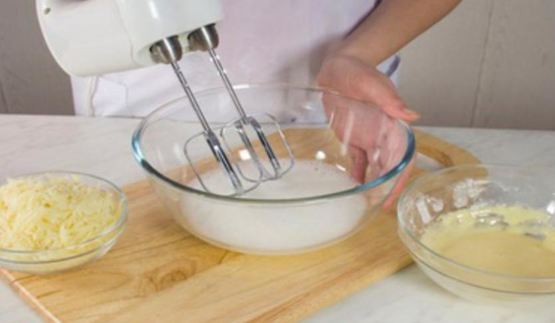 дважды запеченное суфле с козьим сыром