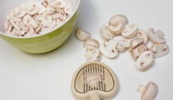 суфле из кабачков под грибным соусом