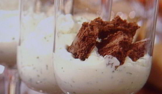 базиликовый тирамису с клубникой