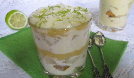 тирамису с грушей и лаймовым курдом