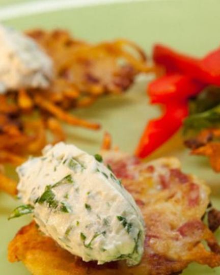 Рецепт драников с колбасоя и сырного пастого