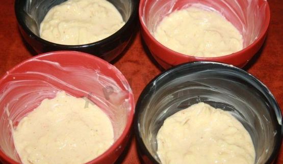 картофельные колдуны с сосисками и сыром в микроволновке