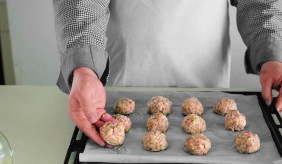 фрикадельки из курицы с копченым ароматом