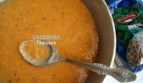 фрикадельки из маша с банановым соусом в капустных лепестках