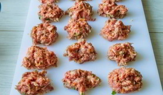 фрикадельки с начинкой в средиземноморском стиле