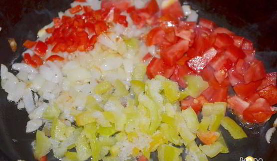 фрикадельки в остром соусе